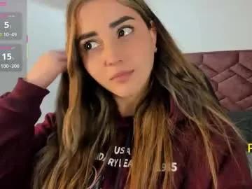 Private lucia_star_ on Chaturbate