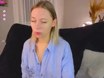 Freechat lunariabliss on Chaturbate
