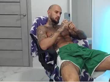 maxi_foxxx — GOAL: For a good day [1919 tokens remaining] Follow me #daddy  #feet  #master #bigcock #muscle