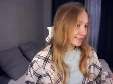 Freechat mckenziedyen on Chaturbate