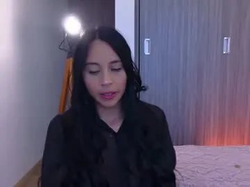 Freechat miarouss3 on Chaturbate