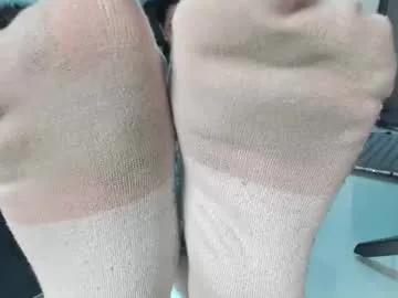 mollycraft — GOAL: fuck dildo and suck [444 tokens remaining] Welcome my  dear, I'm ready to enjoy with you and for both of us to reach total pleasure #skinny #heels #feet #pantyhose #socks