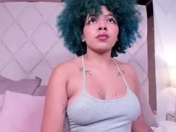 Freechat momo_ayasse on Chaturbate