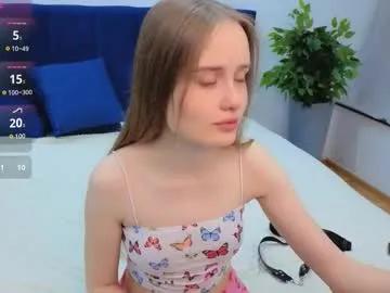 Freechat nanami_v02 on Chaturbate