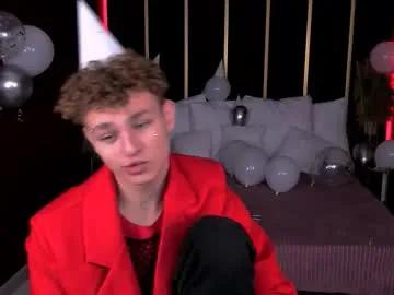 nathan_curl — GOAL: BDSM show [1999 tokens remaining] Welcome to my room! #18 #anal #young #gay #twink