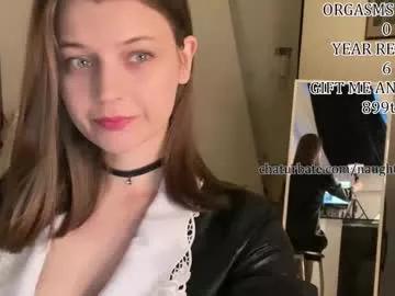 Freechat naughty__but_nice on Chaturbate