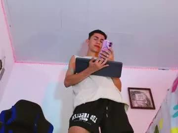 Freechat noah_tyler_ on Chaturbate