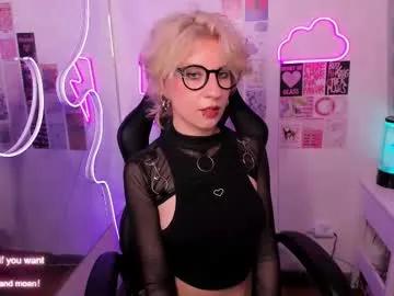 Freechat obedientt_ on Chaturbate