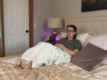 Freechat officiallyonlytams on Chaturbate