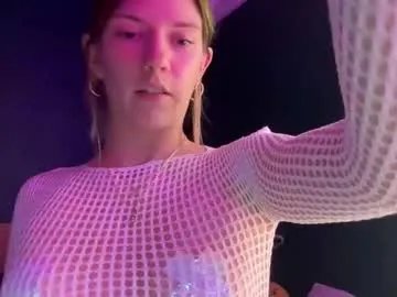 Private oliviahansleyy on Chaturbate