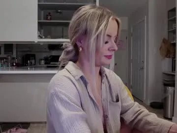 Freechat oliviaowens on Chaturbate