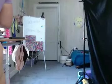 Freechat pantiesofthefae on Chaturbate