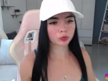 Freechat pavlovacoluccii_ on Chaturbate