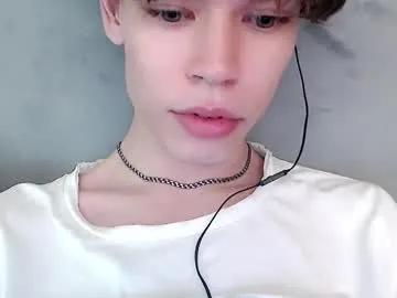 pawclaw — Hi lets chill together k <3 - // GOAL: gett hardd [400 tokens left] #twink #young #new #18 #cut