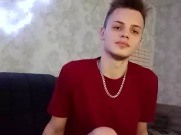 Freechat raymartino on Chaturbate