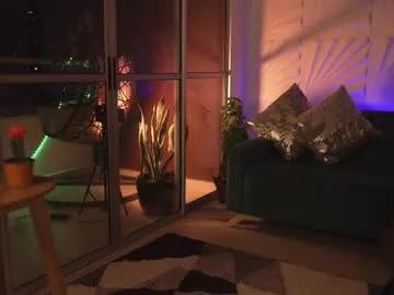 Freechat rosseyquiin on Chaturbate