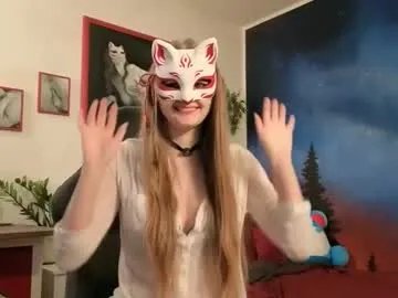 Freechat scarletkitsunya on Chaturbate