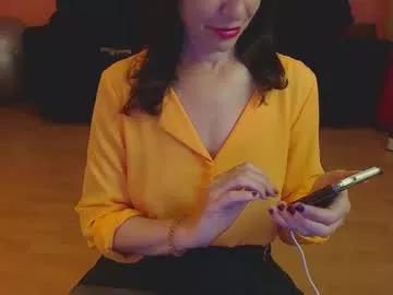 Freechat sensualmyra on Chaturbate