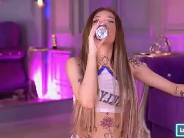 Freechat siennajayden on Chaturbate