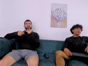 Freechat straight__friends on Chaturbate