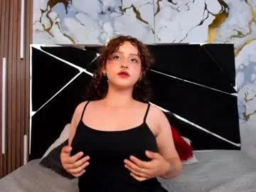 Freechat suxan_white on Chaturbate