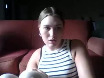 Freechat thelittlebambii on Chaturbate