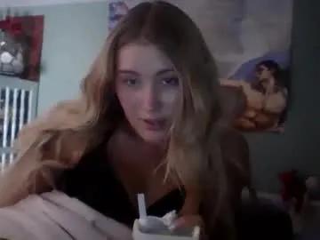 Freechat thelittlebambii on Chaturbate