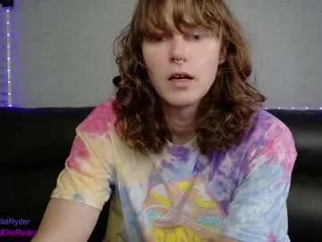 Freechat tsellieryder on Chaturbate