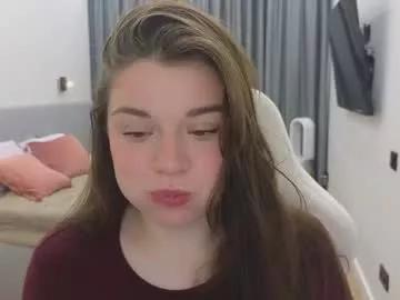 tutti_frutti_ on Chaturbate 