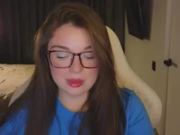 tutti_frutti_ on Chaturbate 
