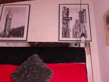 Freechat tylla_ on Chaturbate