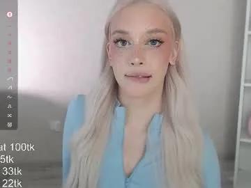 Freechat vickyfuckingdoll on Chaturbate