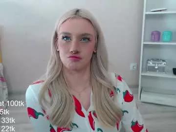 Freechat vickyfuckingdoll on Chaturbate