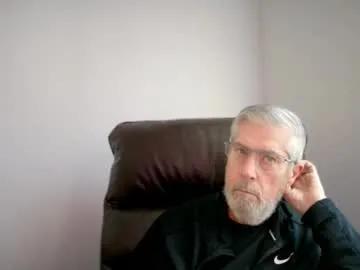 yougogirl_3 — Straight 4  Female #FWB #Handsome #SaltNpepper #Mature