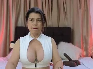 Freechat zuly_zahir_01 on Chaturbate