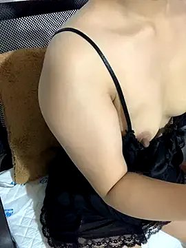 -Meomeo- on StripChat