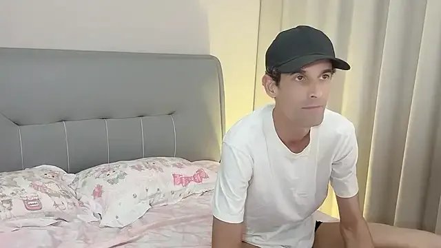 Freechat 19cmfuck18girl on StripChat