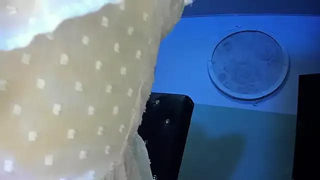 Freechat 1julianasalazar on StripChat