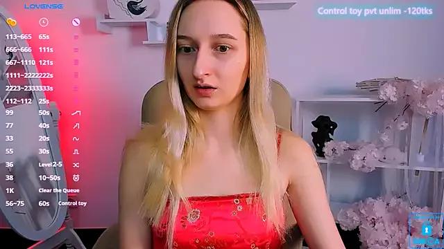 _Ri_na_ on StripChat 