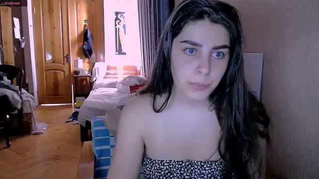 Freechat _Roselina_ on StripChat