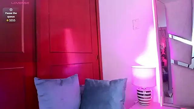 Freechat _valeria_saenz_ on StripChat