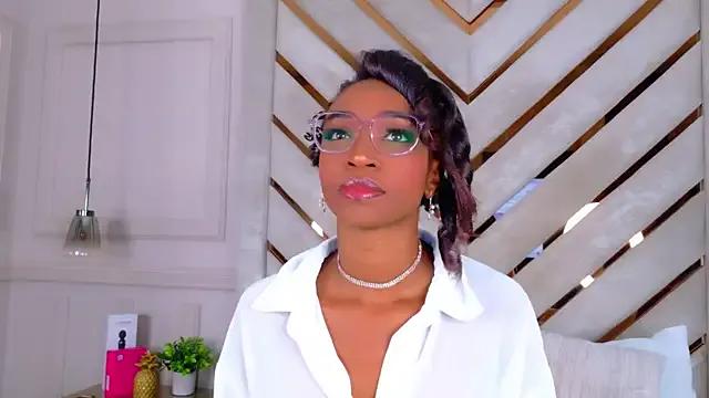 Freechat Agatha-Adams on StripChat