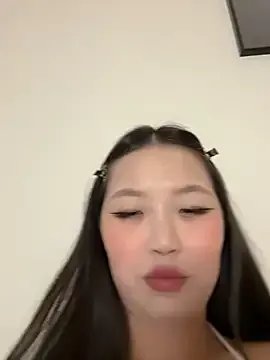 Freechat Aiko_Yumi on StripChat