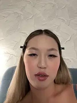 Aiko_Yumi — Freechat on StripChat