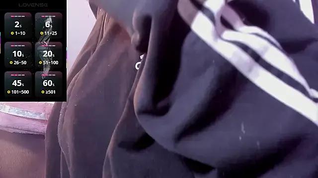 alana_madison10 on StripChat 