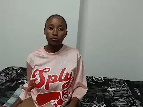 Amari_26 — Private on StripChat