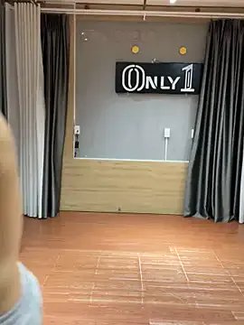 Freechat anhkiet_huang on StripChat