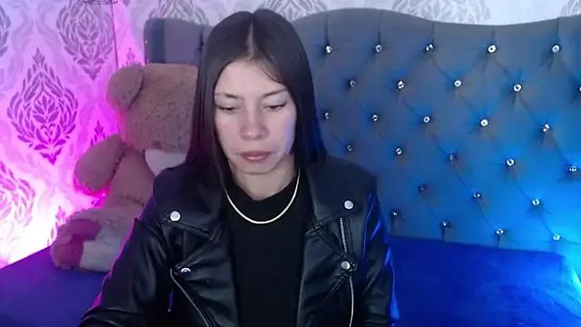 AnnaliOlsenX — Doggy spanks and dildo pussy fuck