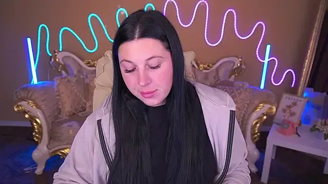 Freechat ArianaDarkk on StripChat