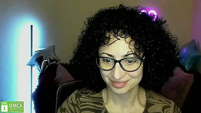 Arianasweety23 on StripChat 